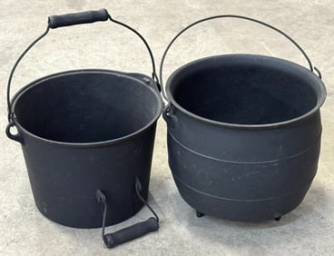 Cast Iron #8, 3 Legged Bean Pot & #8 Footless Kettle With Wooden Handles