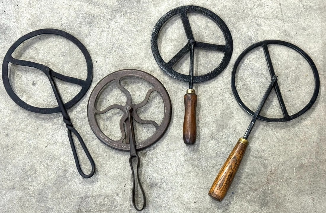 Primitive Hand Forged Wheelwright's Traveler/ Measuring Wheels: Primitive Hand Forged Wheelwright's Traveler/ Measuring Wheels, 2 With Wooden Handles And 2 All Iron Measuring Wheels. These Tools Were Used By Wheelwrights And Blacksmiths To Measure The Circumferenc