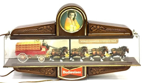 1988 Budweiser World Champion Clydesdale Team DS Lighted Clock Advertisement Sign