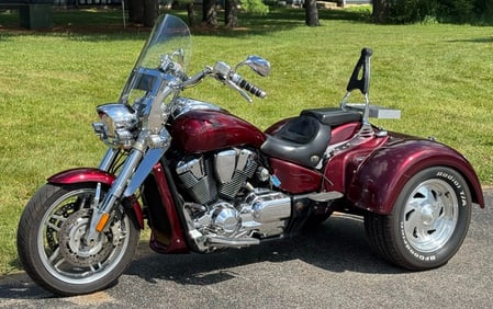 2005 Honda VTX 1800F3 Trike Motorcycle