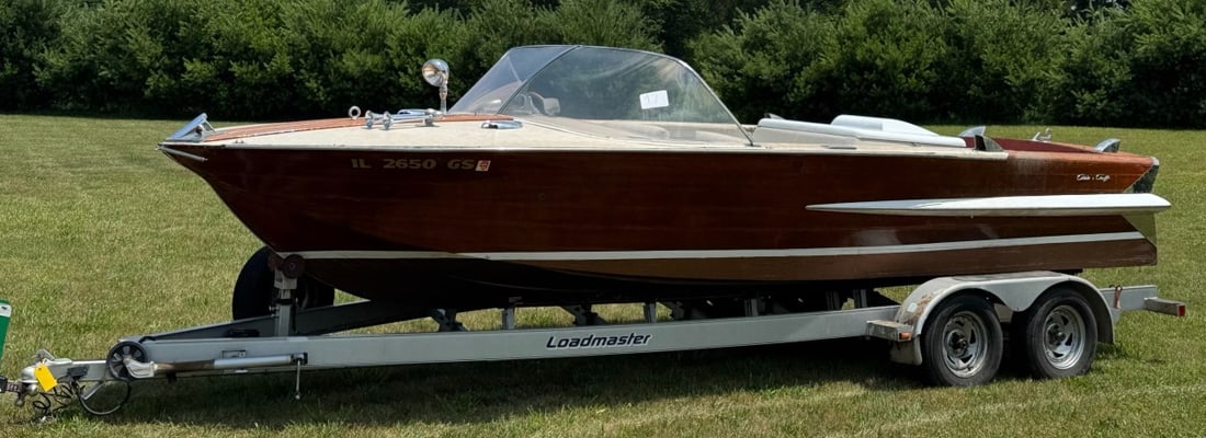 1963 23ft Wooden Chris Craft Holiday, Chrysler Motor *Project Boat* w/Loadmaster Trailer: 1963 23ft Wooden Chris Craft Holiday, Chrysler Motor *Project Boat* w/Loadmaster Trailer CHRIS CRAFT HULL# CUA-23-0029 C (NO TITLE) *SELLS WITH BILL OF SALE* TRAILER VIN# 1L9C324206C237 (NO TITLE) *SE