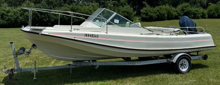 1977 21ft Boston Whaler Revenge Model 170, Evinrude *Project Boat* w/Trailer