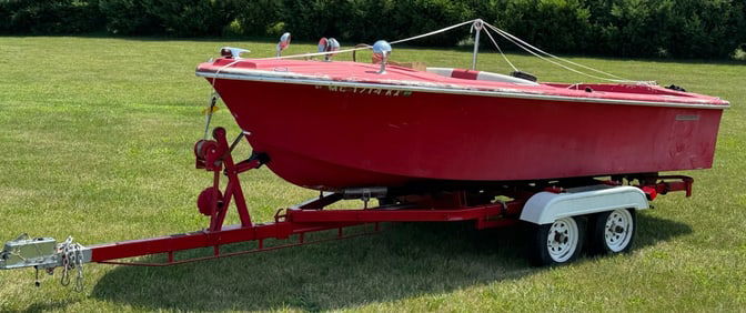 1961 17ft Correct Craft, Buick V8 *Project Boat* w/Trailer