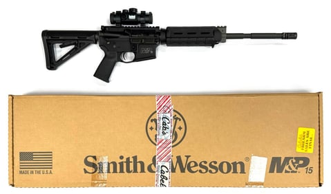 Smith & Wesson Model M&P-15 .5.56 Nato Semi Automatic Rifle in Box
