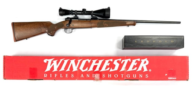 Winchester Model 70 Featherweight .270 Win Bolt Action Rifle with Box