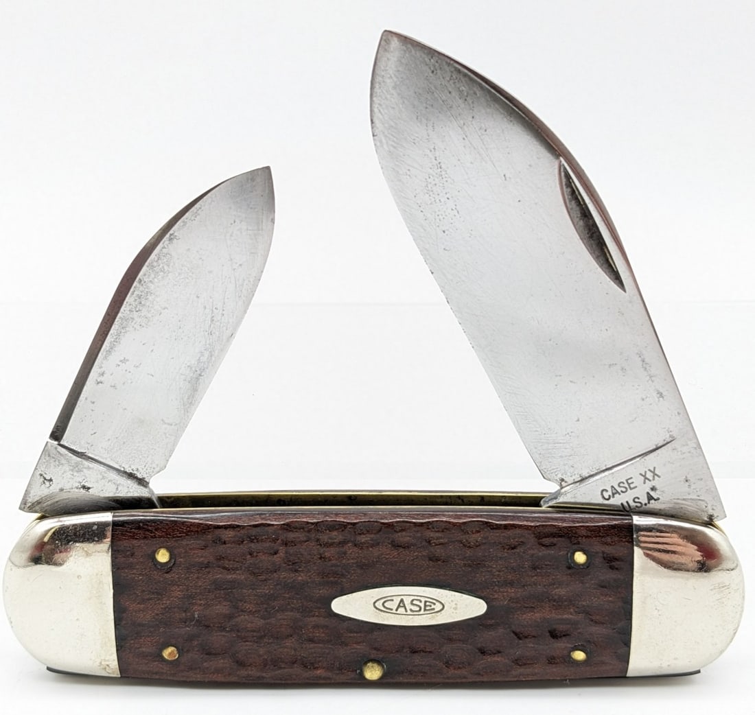 1965-69 Case XX Wooden Elephants Toe Knife 6250: Knife is in good aged condition with some carbon spotting and scratches on the polished blades, scuffs and dings on the polished bolsters, and nice wooden handle scales. Overall measures 4-3/8in when 