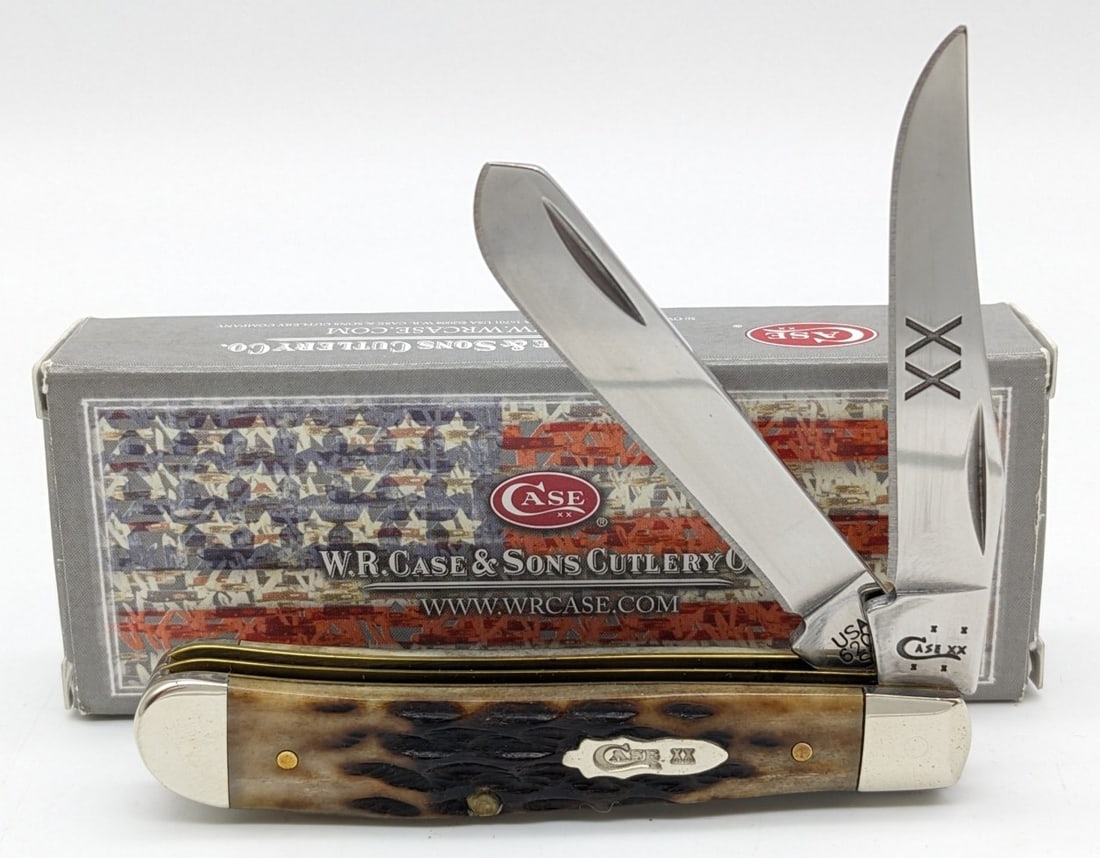 2016 Case XX Dark Molasses Bone Mini Trapper w/ Box 6207: Knife is in very nice condition with minimal wear from handling. Overall measures 3-1/2in when closed.