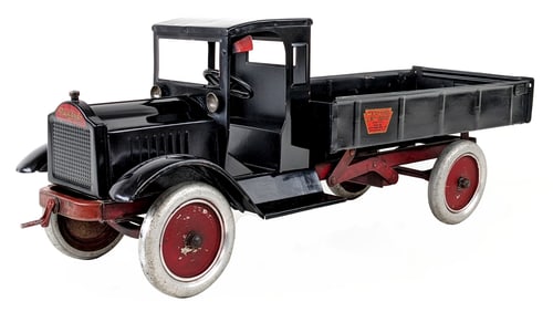 Keystone Packard Crank Dump Truck