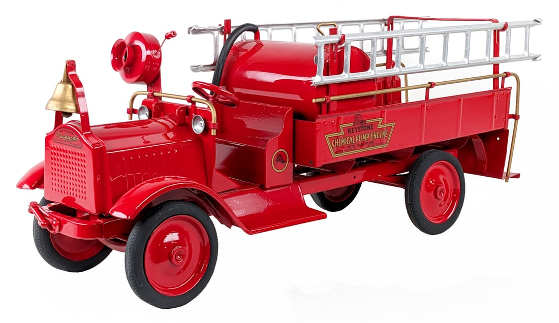 Restored Keystone Packard Chemical Pump Engine Fire Truck (1 of 12)