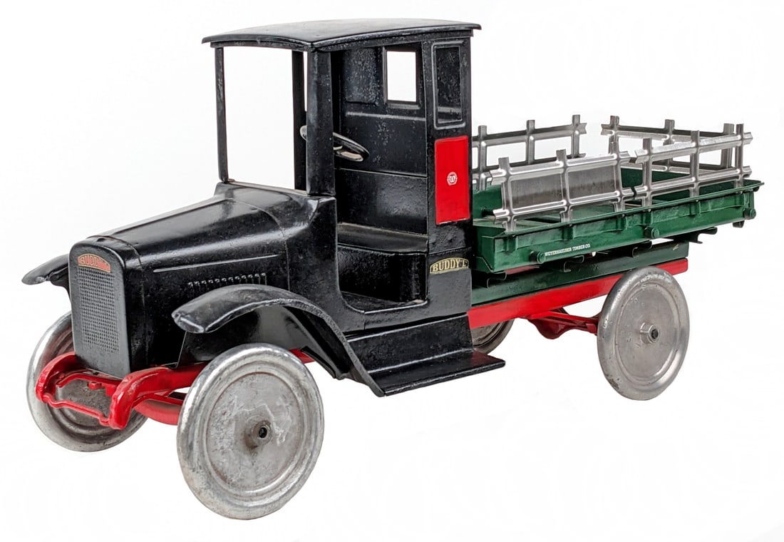 Custom Buddy L Stake Side Lumber Truck (1 of 11)