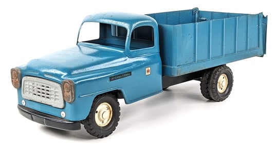 Restored Tru-Scale International Harvester Grain Truck