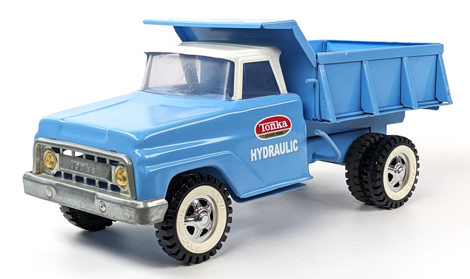 Custom Tonka Hydraulic Dump Truck (1 of 9)