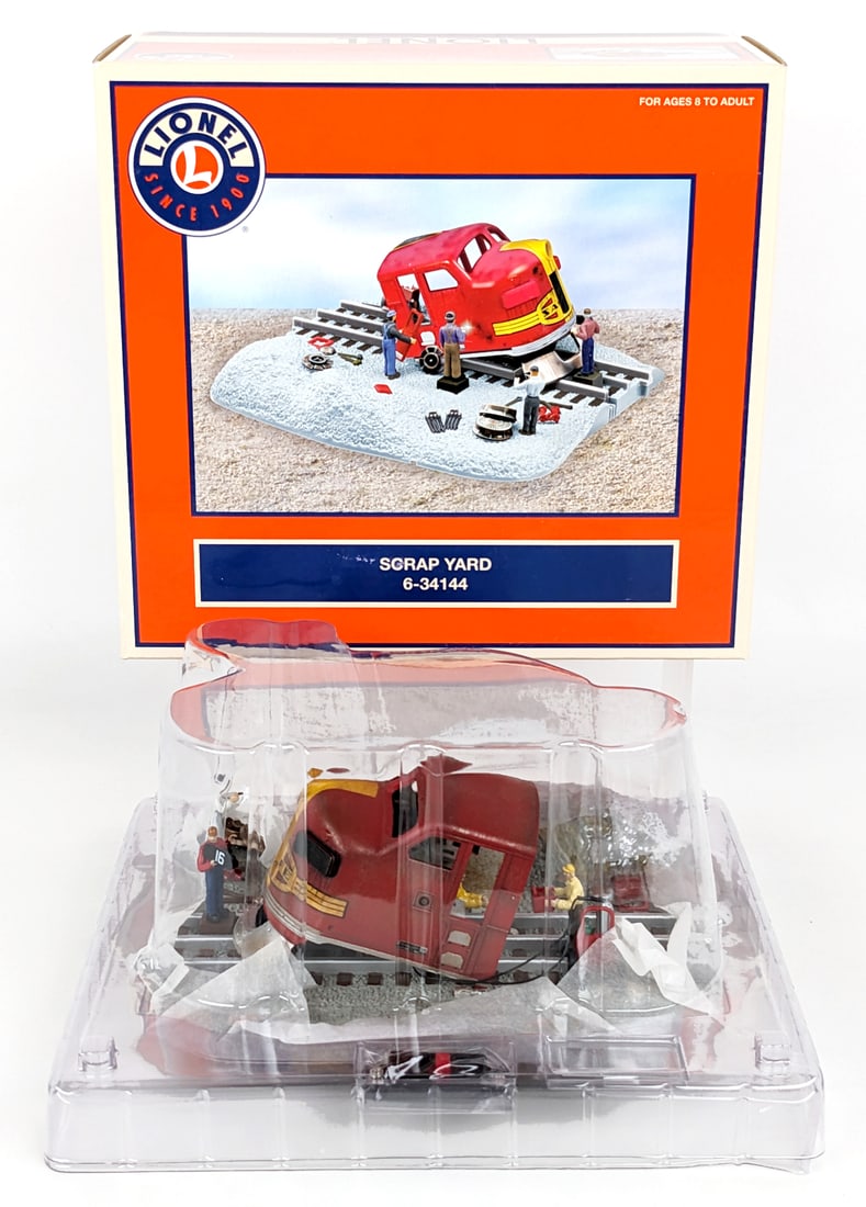 Lionel Scrap Yard 6-34144: Lionel scrap yard. Good condition new in the box. Item no. 6-34144.