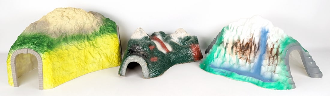 Lionel Mountain Tunnel & Styrofoam Mountain Tunnels (1 of 20)