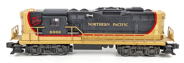 Lionel 8666 Northern Pacific GP-9 Powered Diesel Locomotive