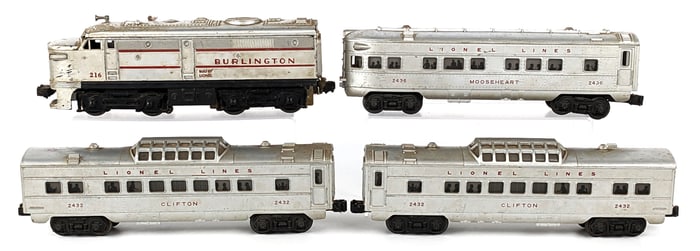 Lionel 216 Burlington Diesel w/ (3) Passenger Cars