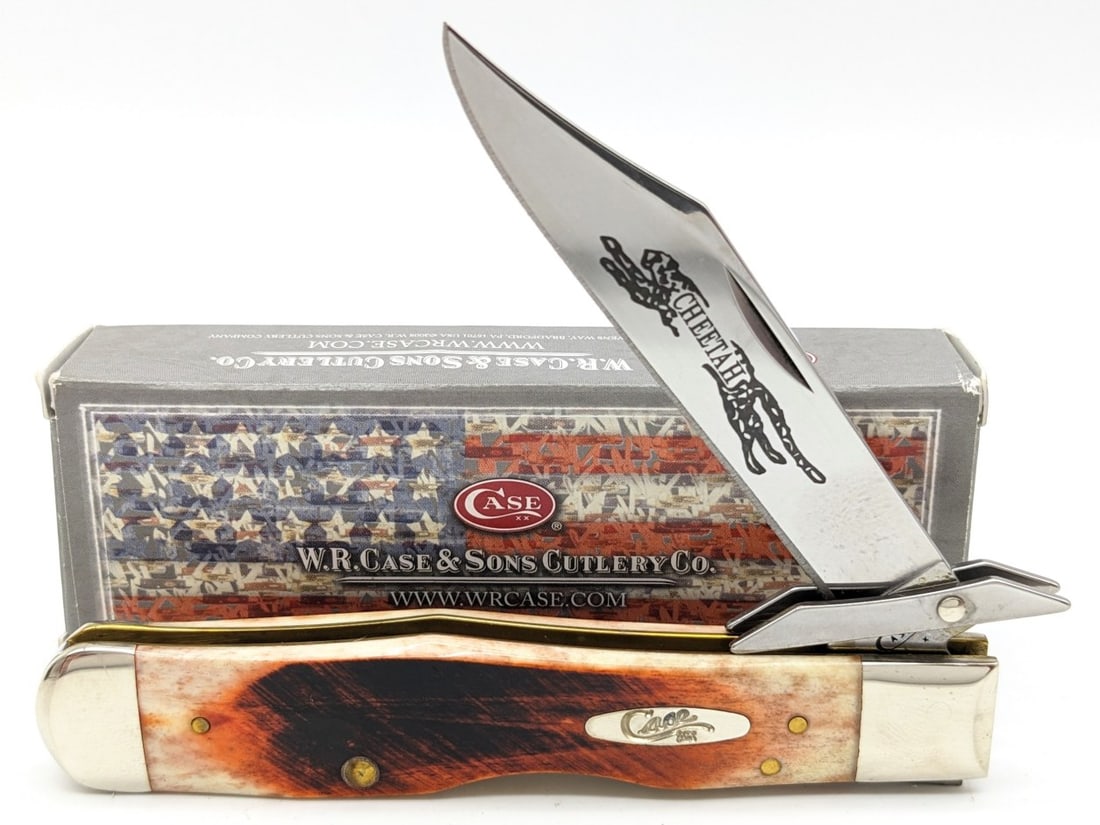 2016 Case XX Sawcut Carmel Bone Cheetah 6111 18/2 w/ Box: Knife is in like new condition. Overall measures 4-3/8in when closed.