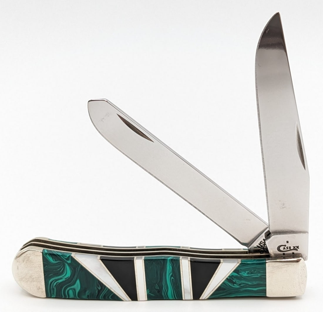 2017 Case XX Exotic Green Malachite Trapper EX254 (1 of 4)