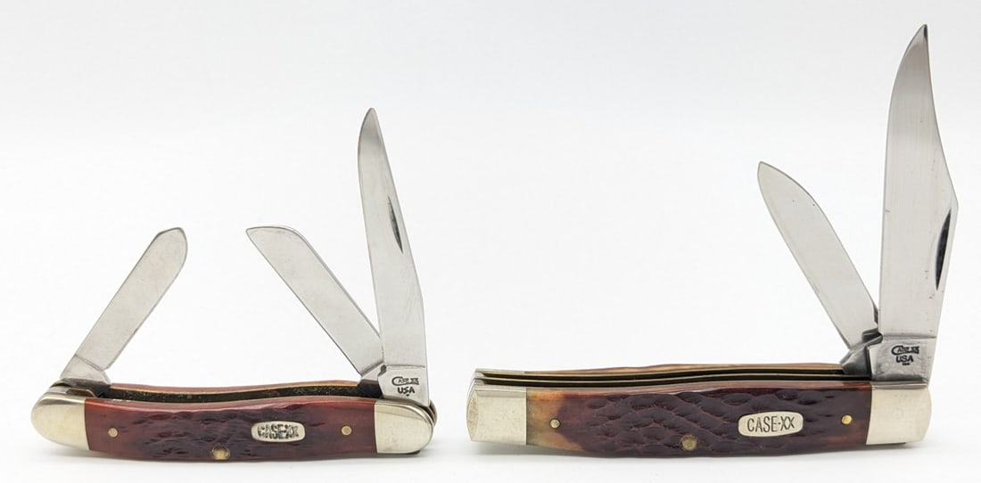 1997 & 99 Case XX Jigged Bone Texas Jack Knife 6292 & Stockman 6318: Knives are in nice condition with scuffs on the bolsters from handling, and some scratches on the stockman main blade from use. Largest overall measures 4in when closed.