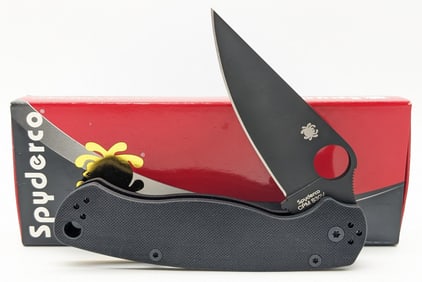 NIB Spyderco Paramilitary 2 Folding Knife