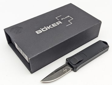NIB Boker Plus USB OTF Auto Knife