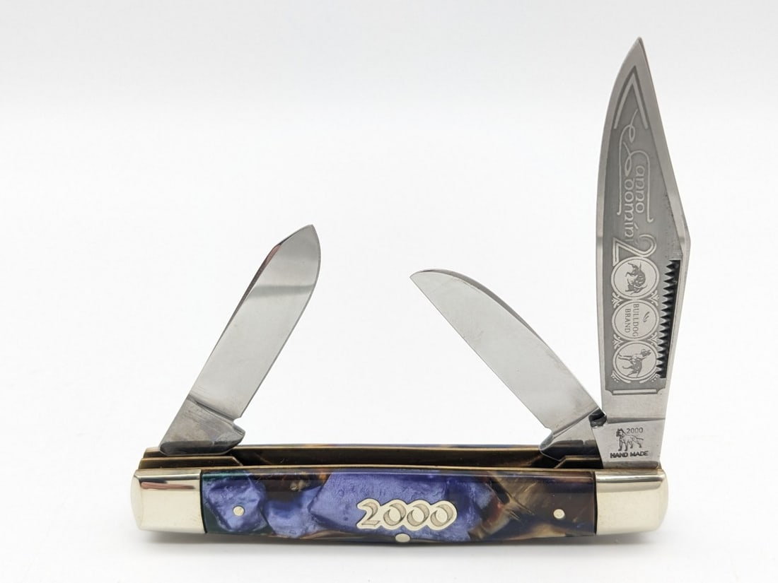 2000 Bulldog Brand Anno Domini Purple Celluloid Stockman (1 of 4)