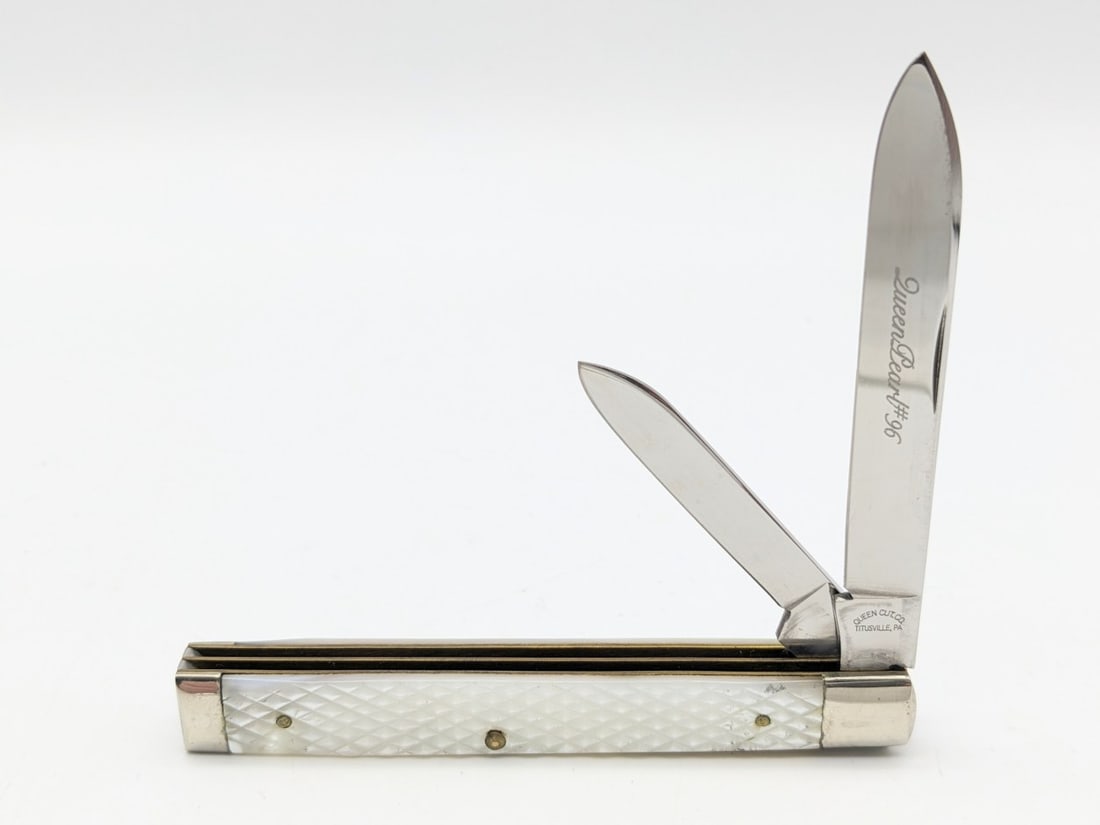 Queen Cutlery Queen Pearl #96 Checkered Mother of Pearl Doctors Knife (1 of 4)