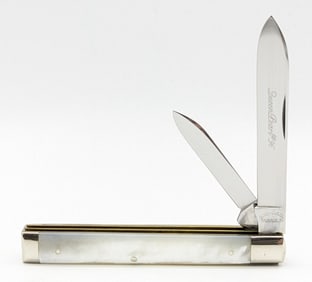 Queen Cutlery Co. Mother of Pearl #96 Physician's Knife