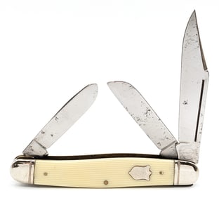 Remington White Celluloid Stockman R3505