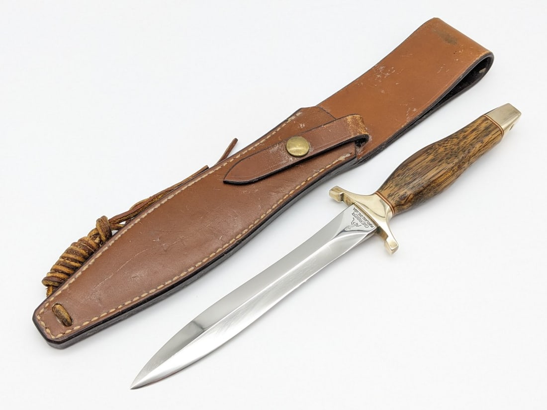 Gerber Mark II Presentation Fighting Knife w/ Sheath (1 of 9)