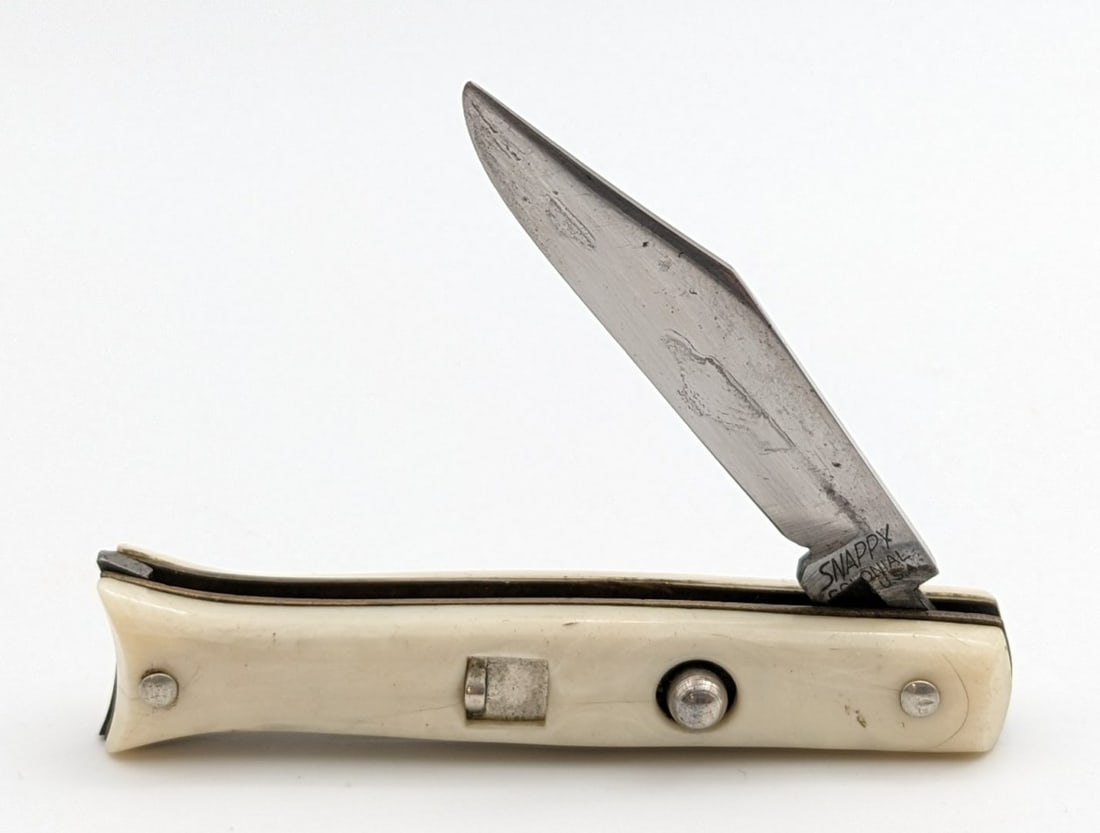 Snappy Colonial Synth White Mini Fishtail Switchblade Knife (1 of 4)