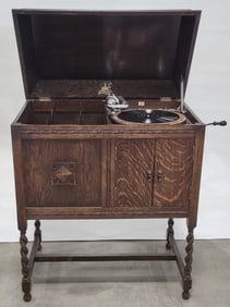 Vintage English Sylvaphone Crank Record Player In Oak Cabinet
