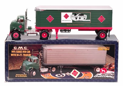ERTL 1:25 1954 GMC 950 Railway Express Agency Tractor & Great Dane Trailer, No. F916