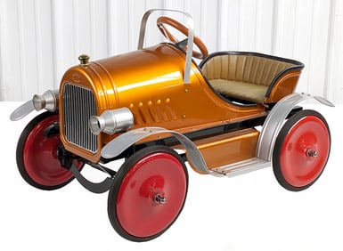Contemporary Classic Deluxe Roadster Pedal Car