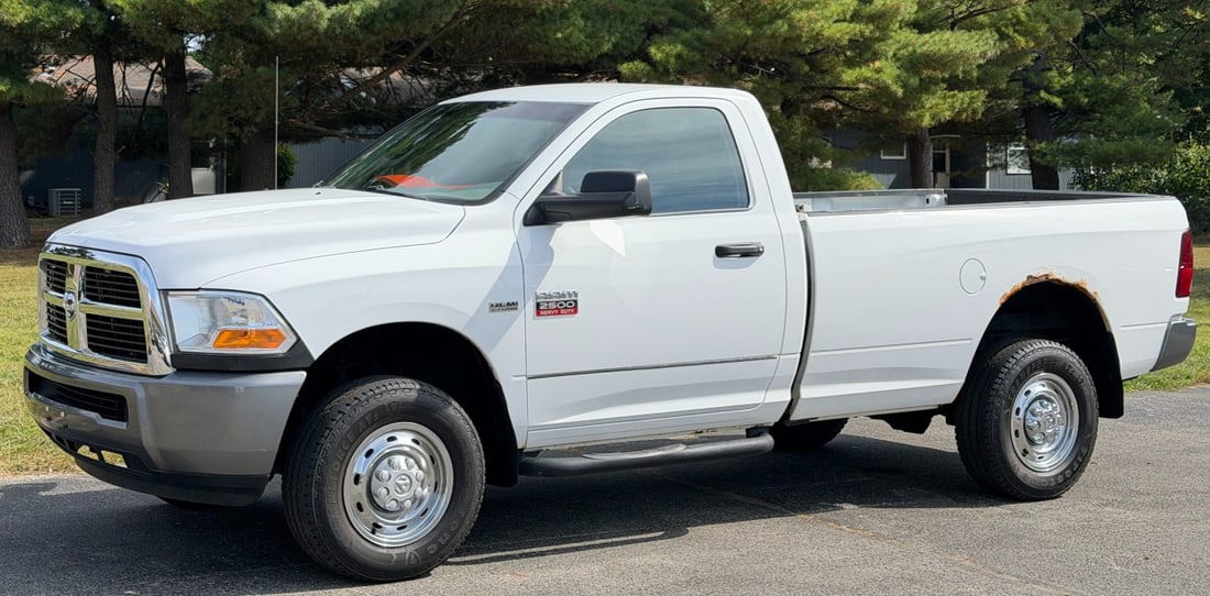2010 Dodge Ram 2500 Heavy Duty 5.7L Hemi Pickup Truck 4X4 (1 of 20)