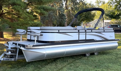 *NEW* 2024 APEX Marine 24ft Quest E 822/24 RLS-LT Pontoon with SUZUKI 60hp Outboard Motor