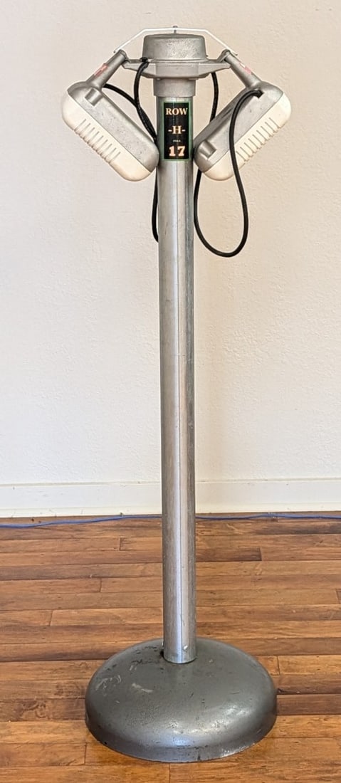 Drive-In Movie Theater Speakers & Stand (1 of 12)