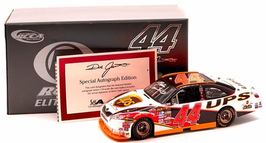 Action 1:24 Elite Car Autographed Dale Jarrett 312/600 In Box With COA