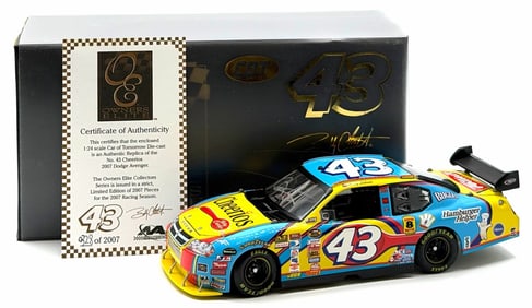 Action 1:24 Autographed Bobby Labonte #43 Cheerios Owners Elite 338/2007 In Box With COA