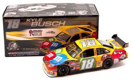 Action Racing 1:24 Autographed Kyle Busch #18 M&M's 2008 Camry In Box, 1/5,448