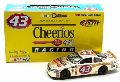 Team Caliber 1:24 Autographed By Richard Petty #43 Jeff Green Cheerios Betty Crocker Pearl In Box, 1