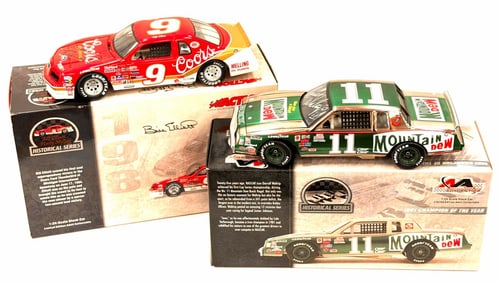 (2) 1:24 Autographed Darrell Waltrip & Bill Elliott Die-Cast Collectable