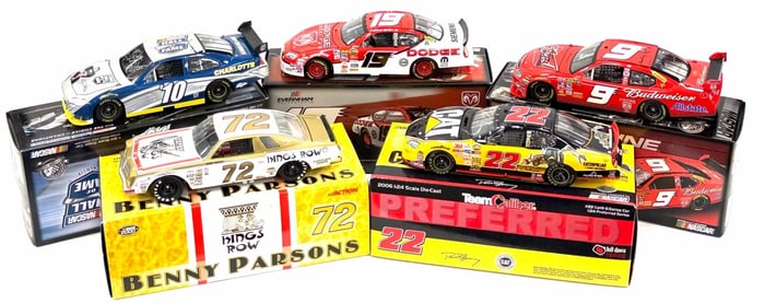 (5) 1:24 Autographed Richard Petty, Kasey Kahne, Elliot Salder, Dave Blaney, & Benny Parsons Diecast