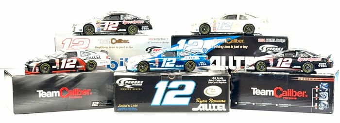 (5) 1:24 Autographed Ryan Newman Die-Cast Collectables