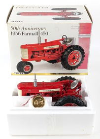 1/16 Ertl 1956 Farmall 450 Narrow Front Tractor 50th Anniversary