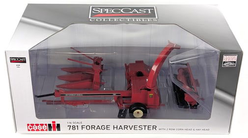 1/16 SpecCast International 781 Forage Harvester w/ (2) Heads