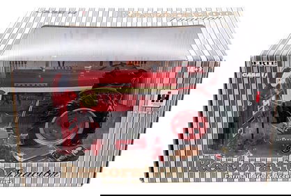 1/16 Ertl Farmall 460 Restoration Tractor w/ Accessories