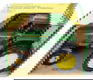 1/16 Ertl John Deere Sound-Gard Tractor w/ Duals in Yellow Top Box
