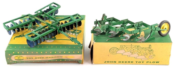 1/16 Ertl John Deere Four-Bottom Plow and Disk Harrow