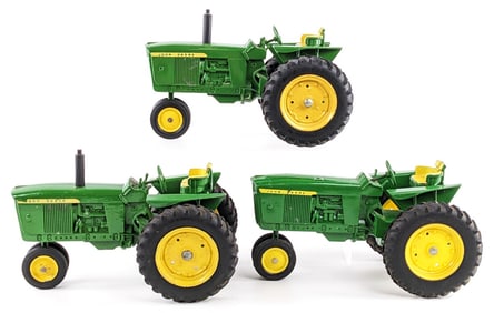 (3) 1/16 Ertl John Deere 3020 Narrow Front Tractors